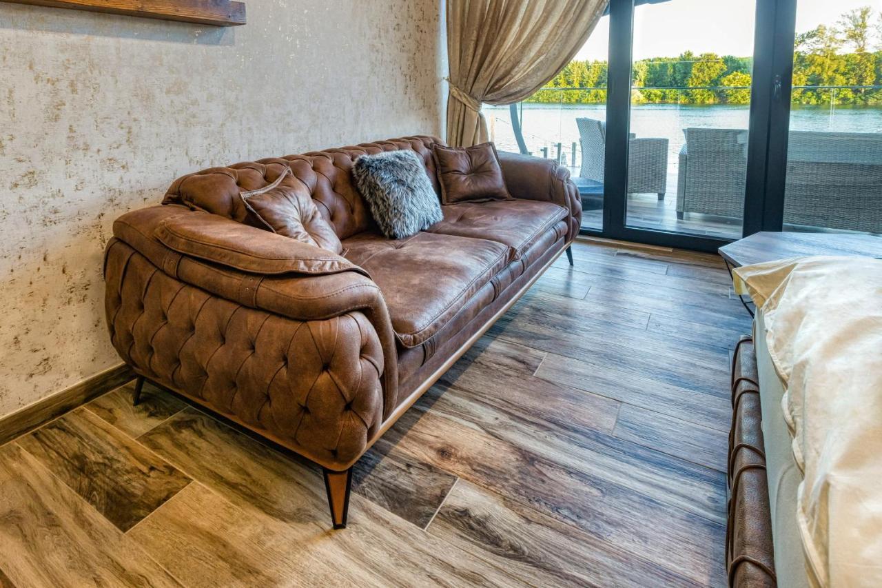 Apartmani Tiske Noci Becej Exterior photo